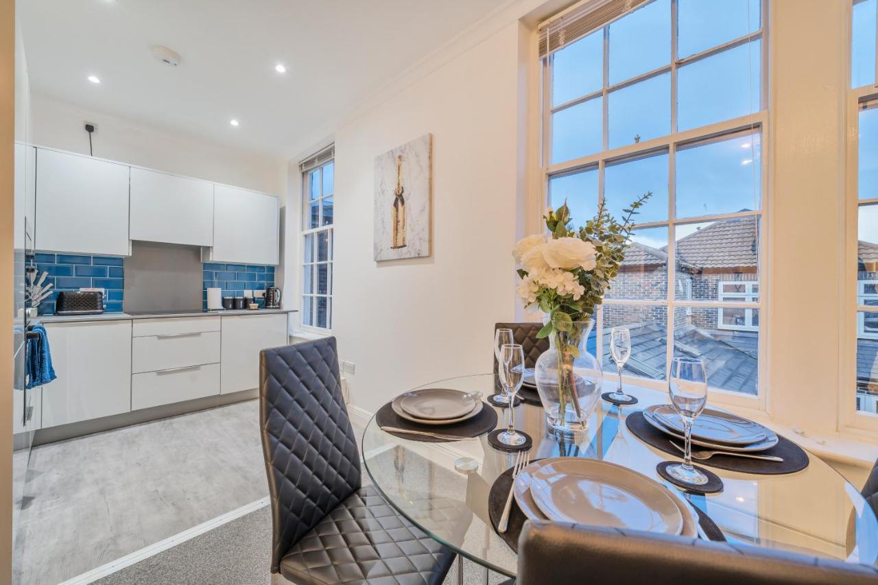 Modern, City Centre -2 Bedroom Apartments Reading Exterior foto
